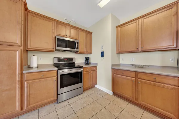 $620,000 | 1217 Graves Harbor Trail, Unit 122, Huddleston, VA 24104