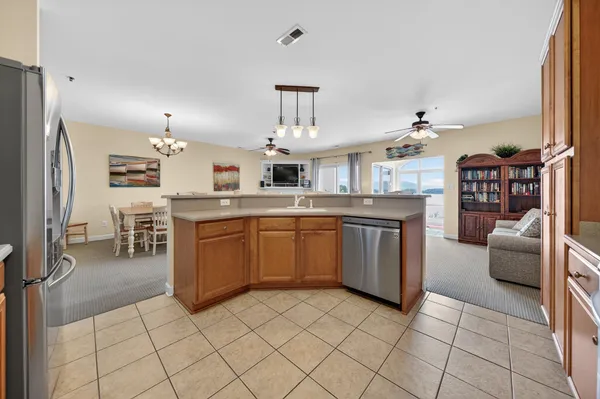 $620,000 | 1217 Graves Harbor Trail, Unit 122, Huddleston, VA 24104