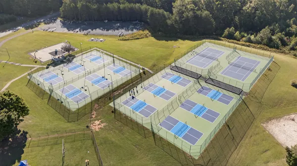 $620,000 | 1217 Graves Harbor Trail, Unit 122, Huddleston, VA 24104