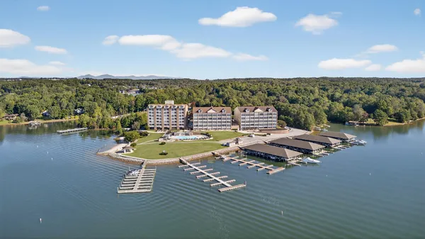 $620,000 | 1217 Graves Harbor Trail, Unit 122, Huddleston, VA 24104