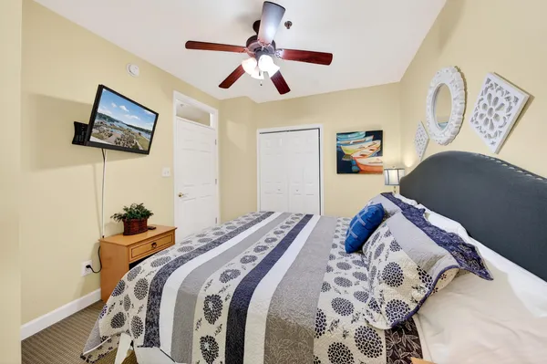 $620,000 | 1217 Graves Harbor Trail, Unit 122, Huddleston, VA 24104