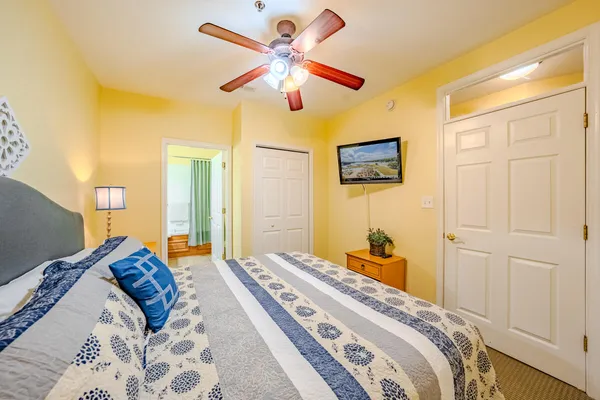 $645,000 | 1217 Graves Harbor Trail, Unit 122, Huddleston, VA 24104