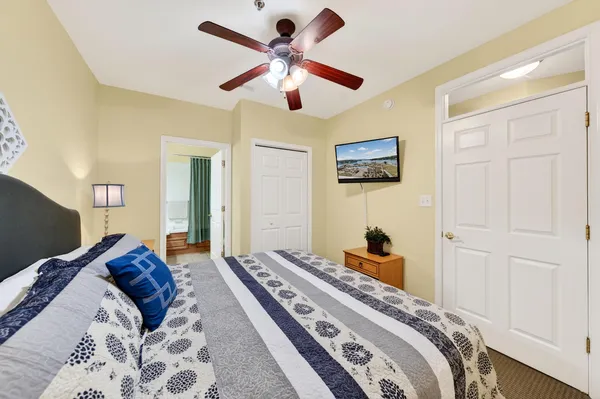 $620,000 | 1217 Graves Harbor Trail, Unit 122, Huddleston, VA 24104