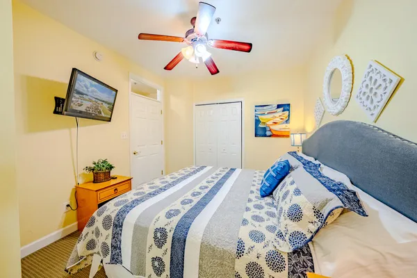 $645,000 | 1217 Graves Harbor Trail, Unit 122, Huddleston, VA 24104