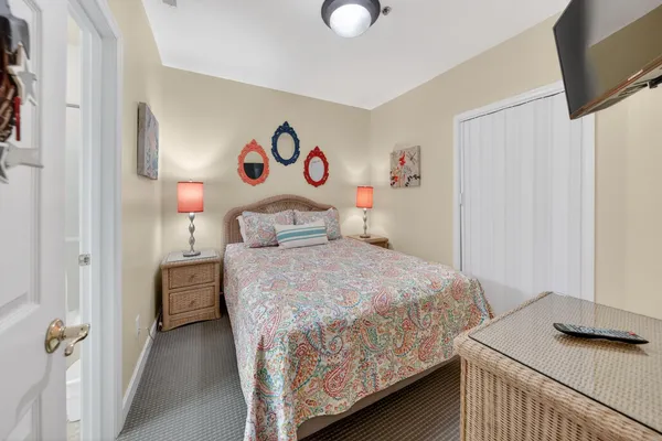 $620,000 | 1217 Graves Harbor Trail, Unit 122, Huddleston, VA 24104