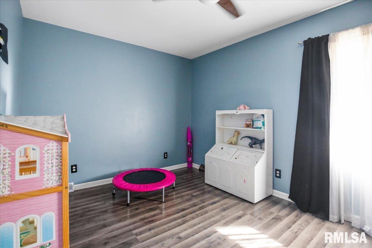 3229 West Point Drive Springfield, IL 62704 - Photo 15 of 41