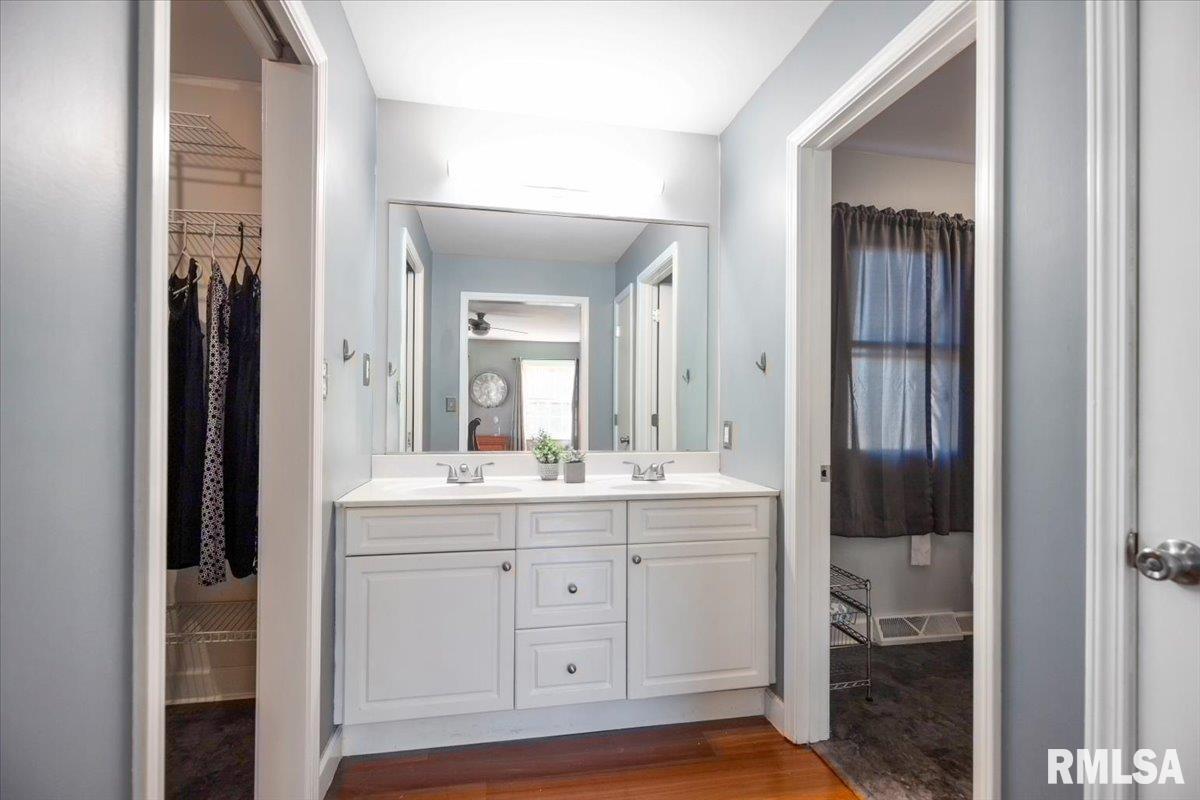 3229 West Point Drive Springfield, IL 62704 - Photo 16 of 44