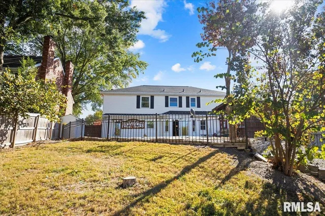 $599,900 | 3229 West Point Drive, Springfield, IL 62704