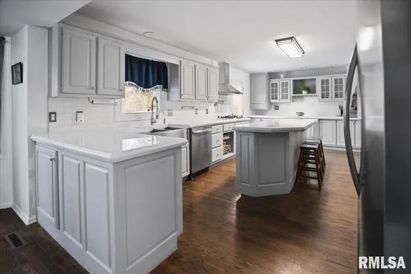 $449,500 | 3229 West Point Drive, Springfield, IL 62704