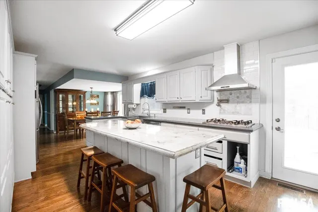 $599,900 | 3229 West Point Drive, Springfield, IL 62704