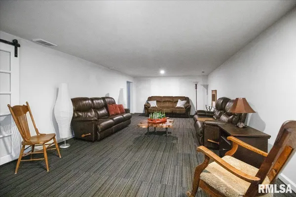 $449,500 | 3229 West Point Drive, Springfield, IL 62704