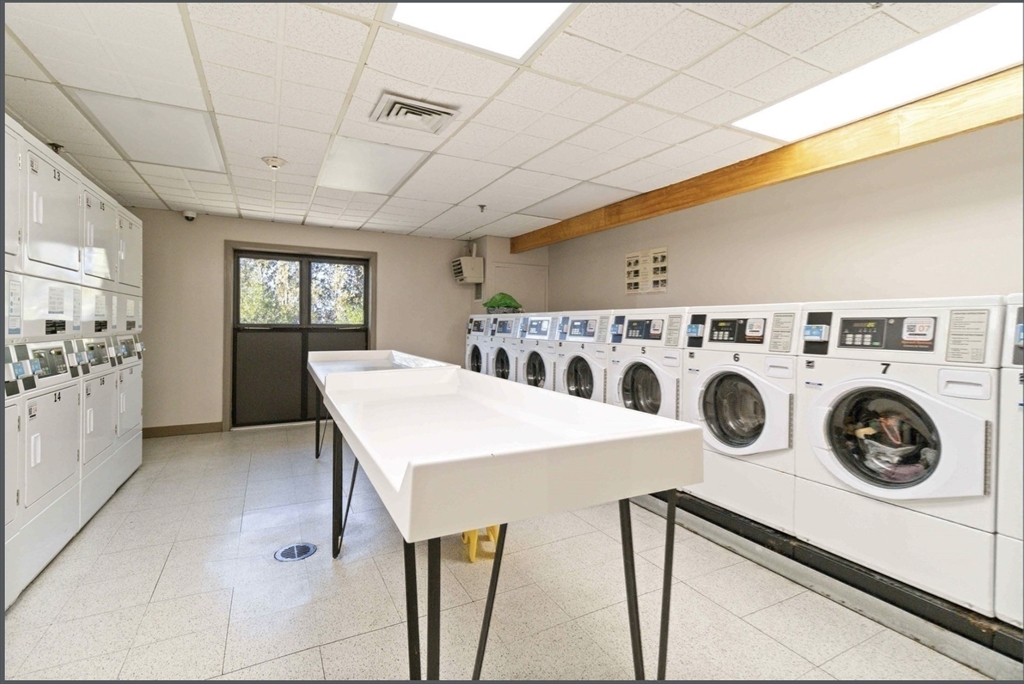 133 Commander Shea Boulevard, Unit 219 Quincy, MA 02171 - Photo 12 of 14