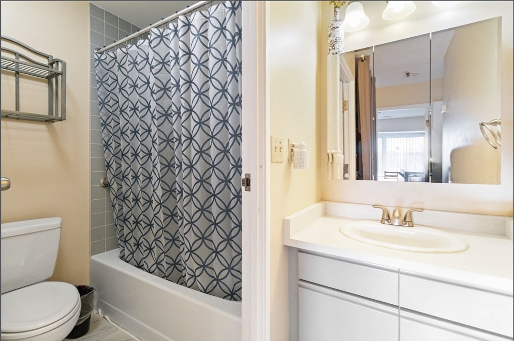 133 Commander Shea Boulevard, Unit 219 Quincy, MA 02171 - Photo 4 of 14