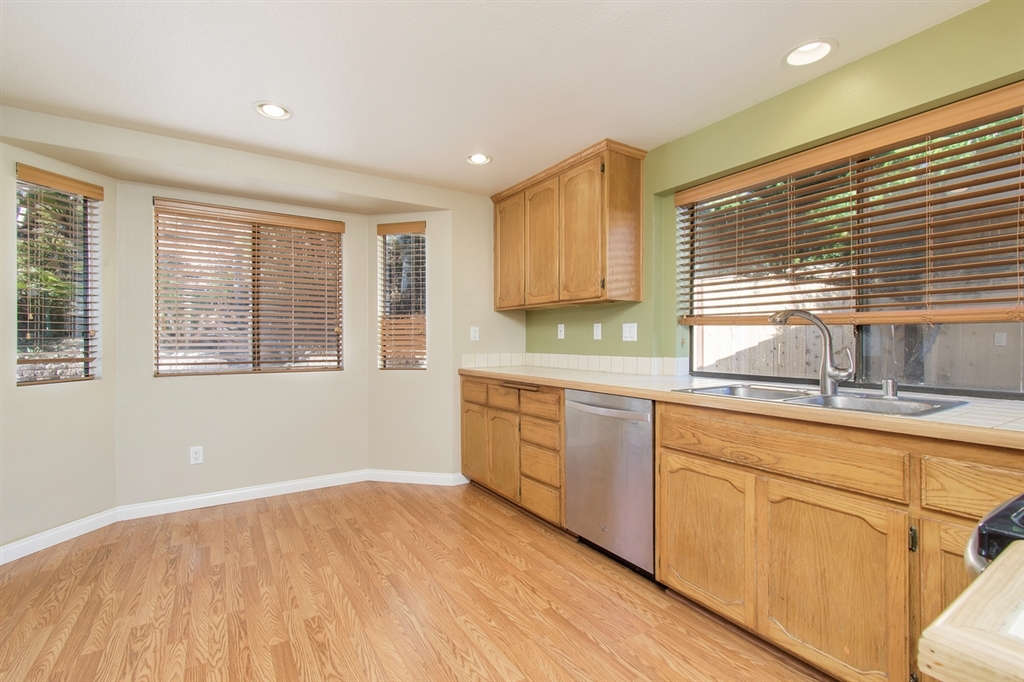 14232 Woodcreek Road Poway, CA 92064 - Photo 11 of 23
