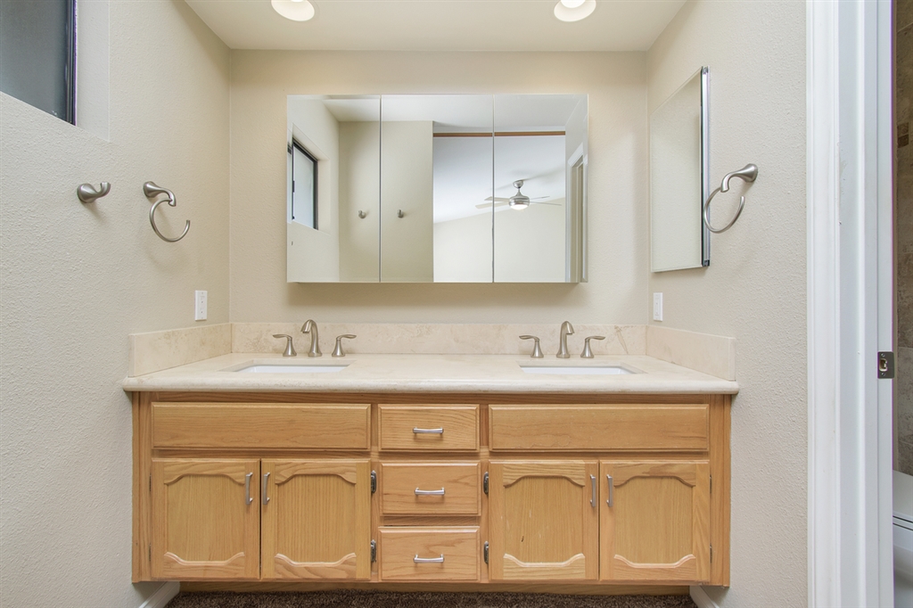 14232 Woodcreek Road Poway, CA 92064 - Photo 14 of 23