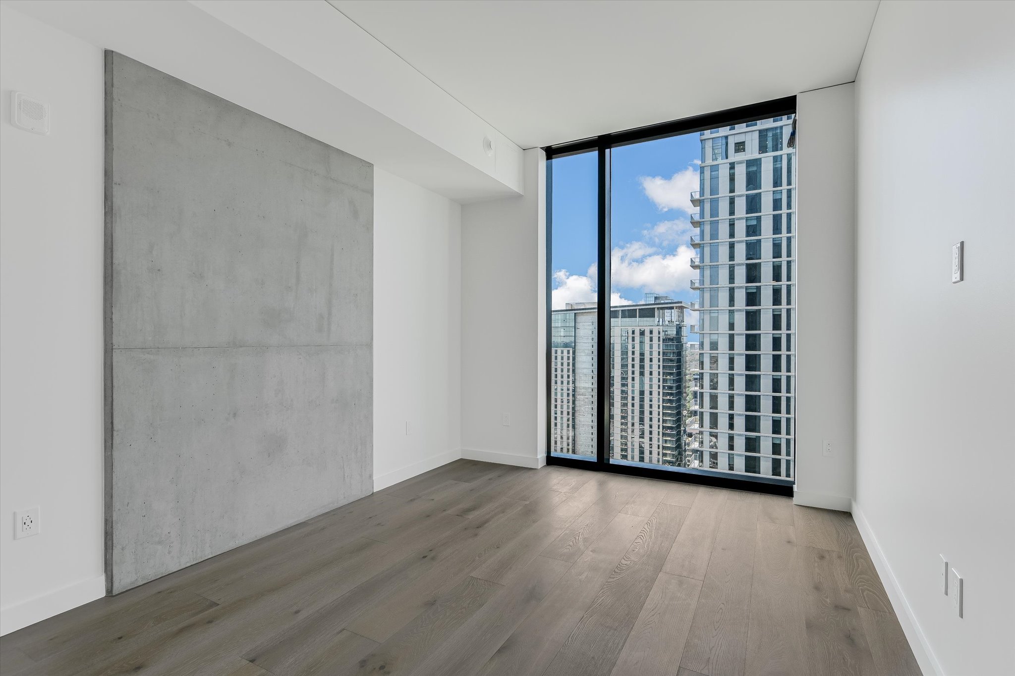 610 Davis Street, Unit 3801 Austin, TX 78701 - Photo 17 of 40