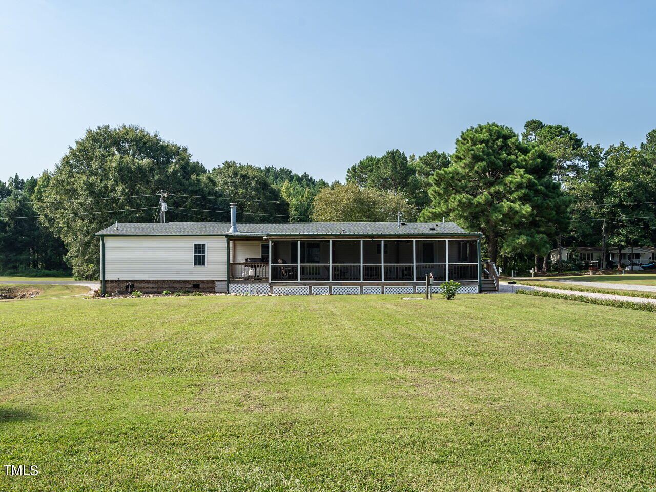 8437 Cunningham Road Zebulon, NC 27597 - Photo 32 of 33 034-1280x960-rear-view