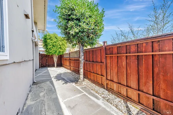 $575,000 | 4 Point San Pedro Road, Unit 4, San Rafael, CA 94901