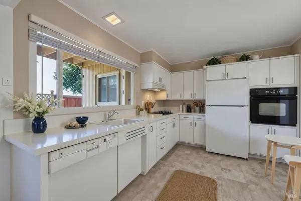 $575,000 | 4 Point San Pedro Road, Unit 4, San Rafael, CA 94901