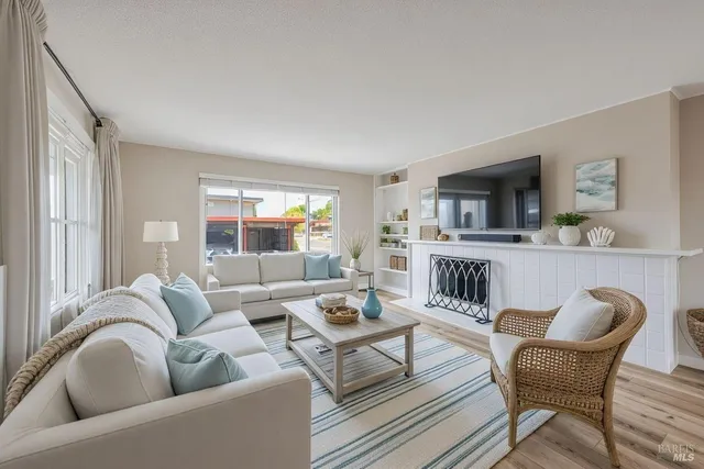 $599,000 | 4 Point San Pedro Road, Unit 4, San Rafael, CA 94901