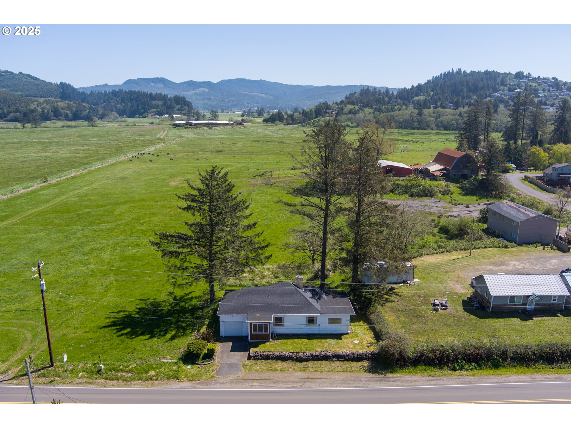 34475 Brooten Road Pacific City, OR 97135 - Photo 2 of 28