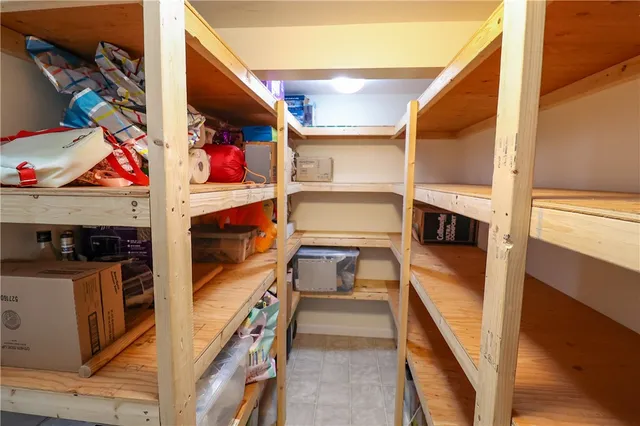 $599,900 | 5 Edgewood Avenue, Cumberland, RI 02864