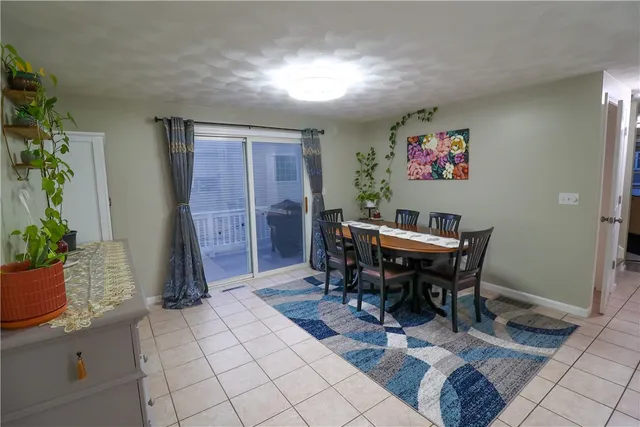 $599,900 | 5 Edgewood Avenue, Cumberland, RI 02864