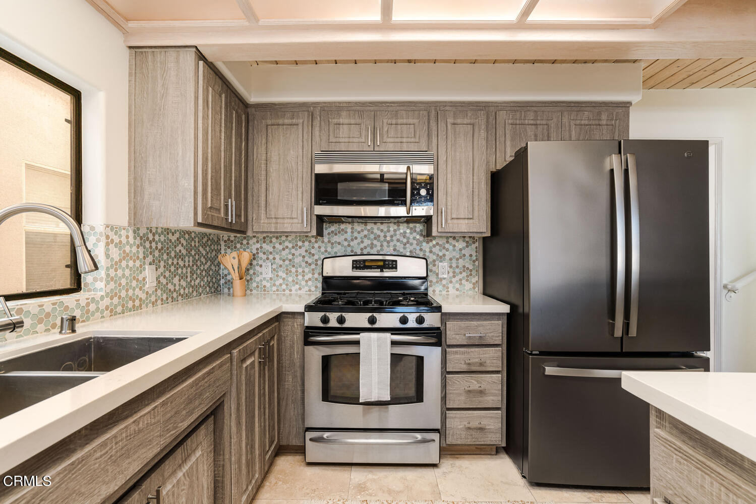 312 Melrose Drive Oxnard, CA 93035 - Photo 21 of 58 312 Melrose Dr Oxnard CA 93035-large-012