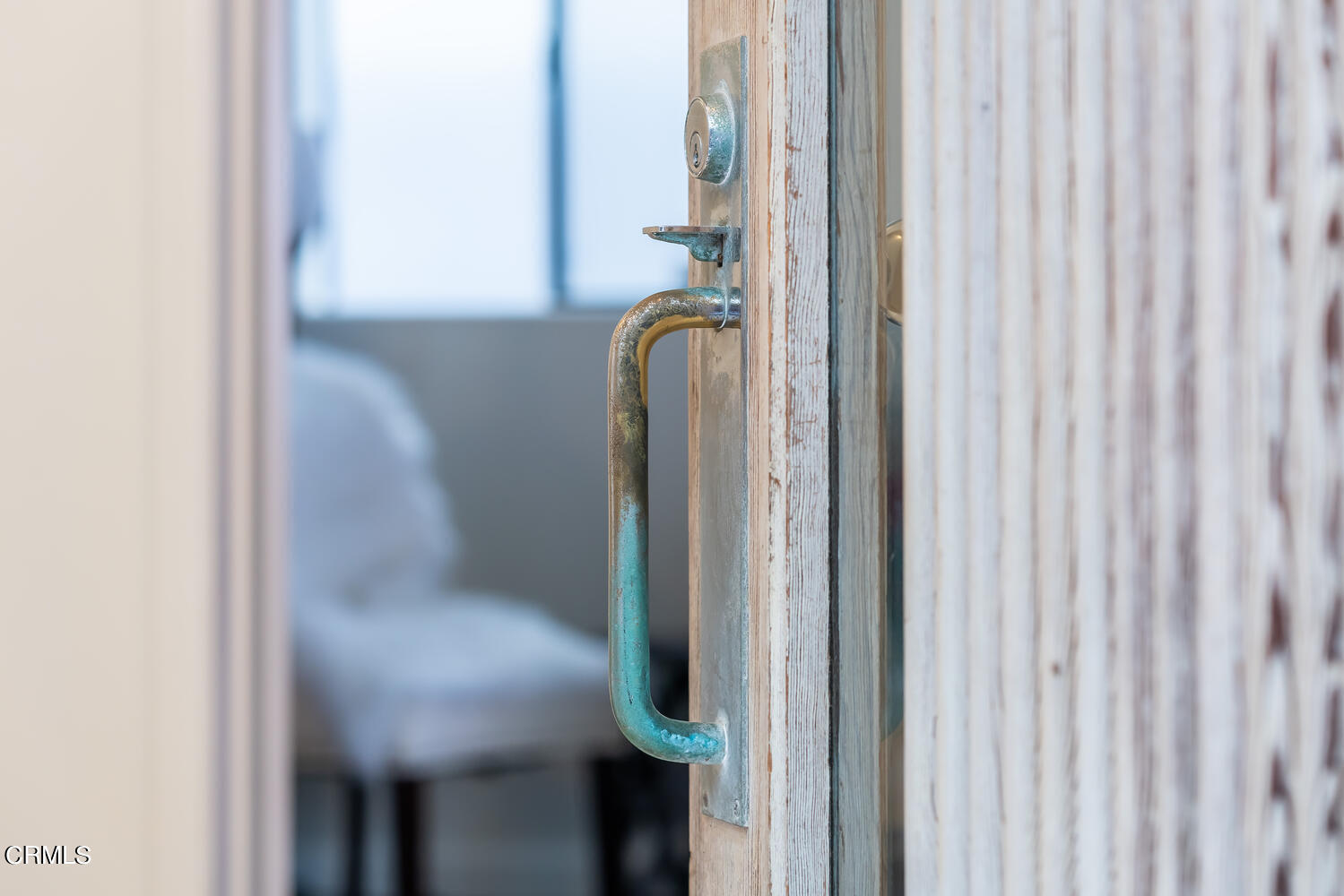 312 Melrose Drive Oxnard, CA 93035 - Photo 5 of 58 a close view of closet
