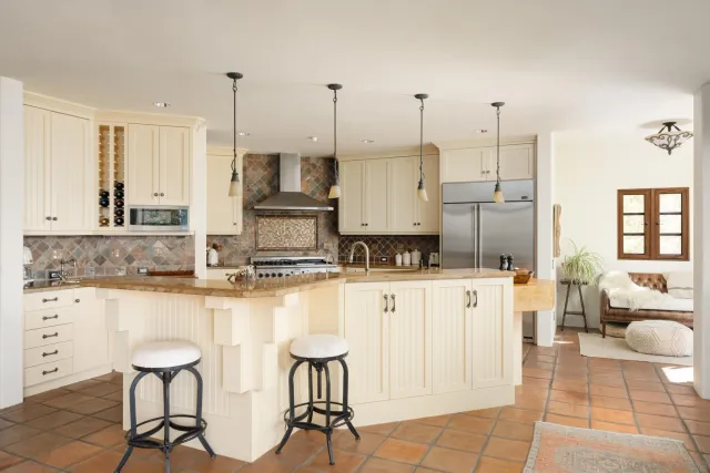 $3,995,000 | 2563 Via Pisa, Del Mar, CA 92014