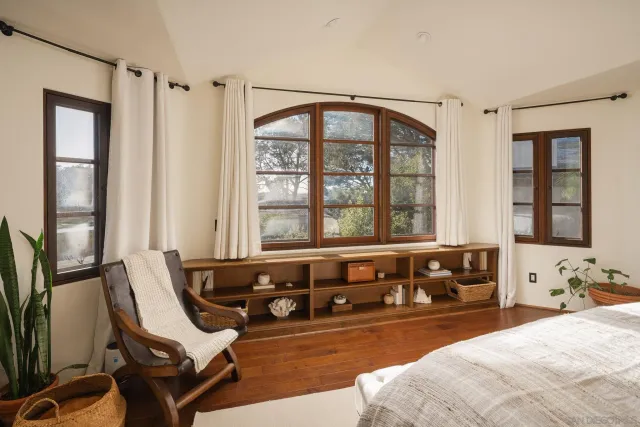 $3,995,000 | 2563 Via Pisa, Del Mar, CA 92014