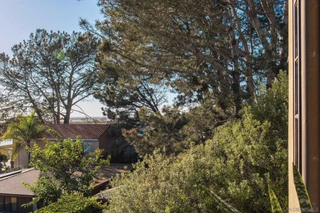 $3,995,000 | 2563 Via Pisa, Del Mar, CA 92014