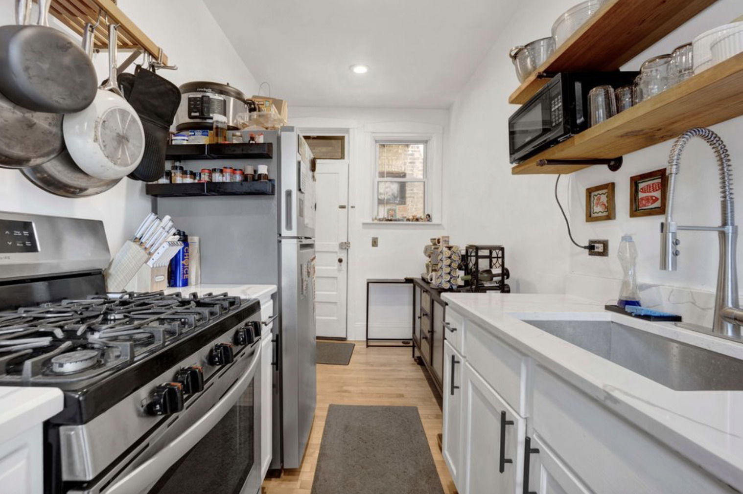 1329 West Addison Street, Unit 3A Chicago, IL 60613 - Photo 19 of 23