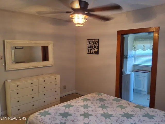 $249,900 | 4066 Lakeshore Drive, Bean Station, TN 37708