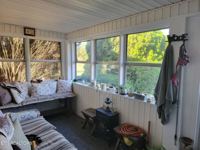 $249,900 | 4066 Lakeshore Drive, Bean Station, TN 37708