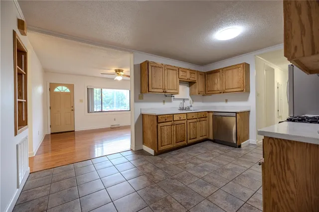 $310,000 | 610 Dr Mitchell Road, Seneca, SC 29678