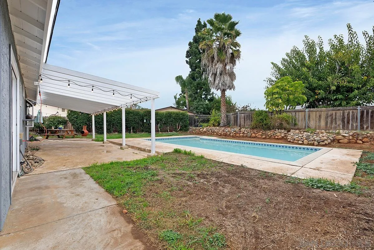 852 Fulton Road San Marcos, CA 92069 - Photo 26 of 28 Gallery Image 26