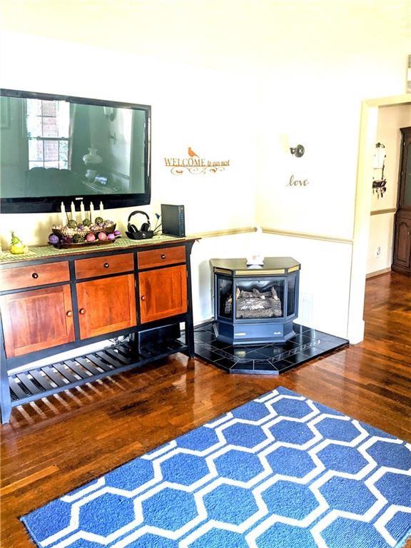 3067 Hadley Road Hadley, PA 16130 - Photo 2 of 18 a living room with rug floor and pool table