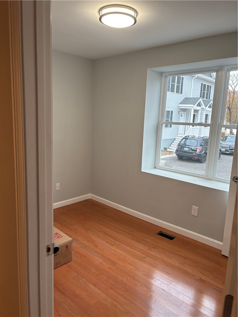 184 Avenue C, Unit S6 Woonsocket, RI 02895 - Photo 7 of 15 First floor Bedroom.