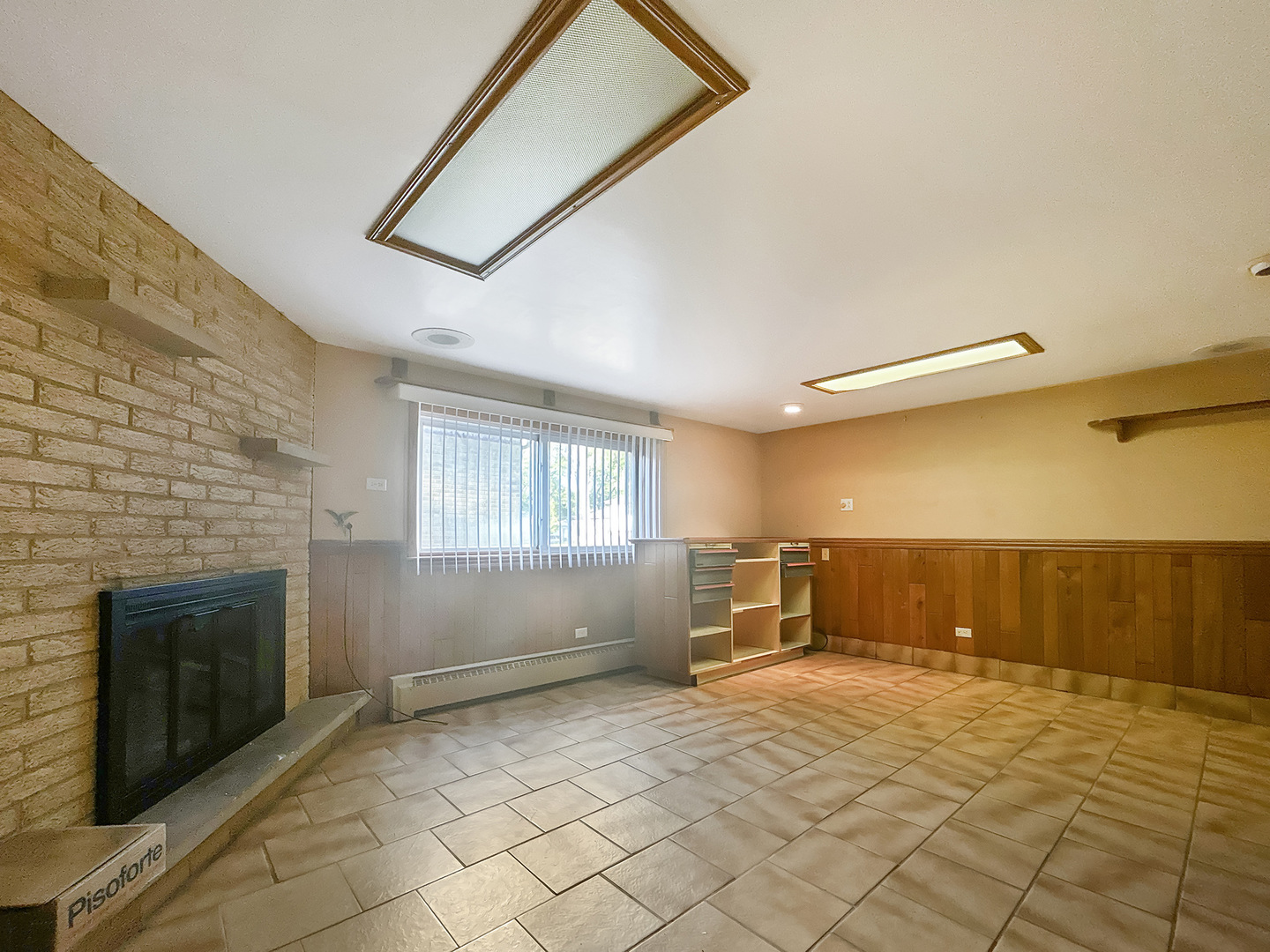 36 South Highview Avenue Addison, IL 60101 - Photo 10 of 11