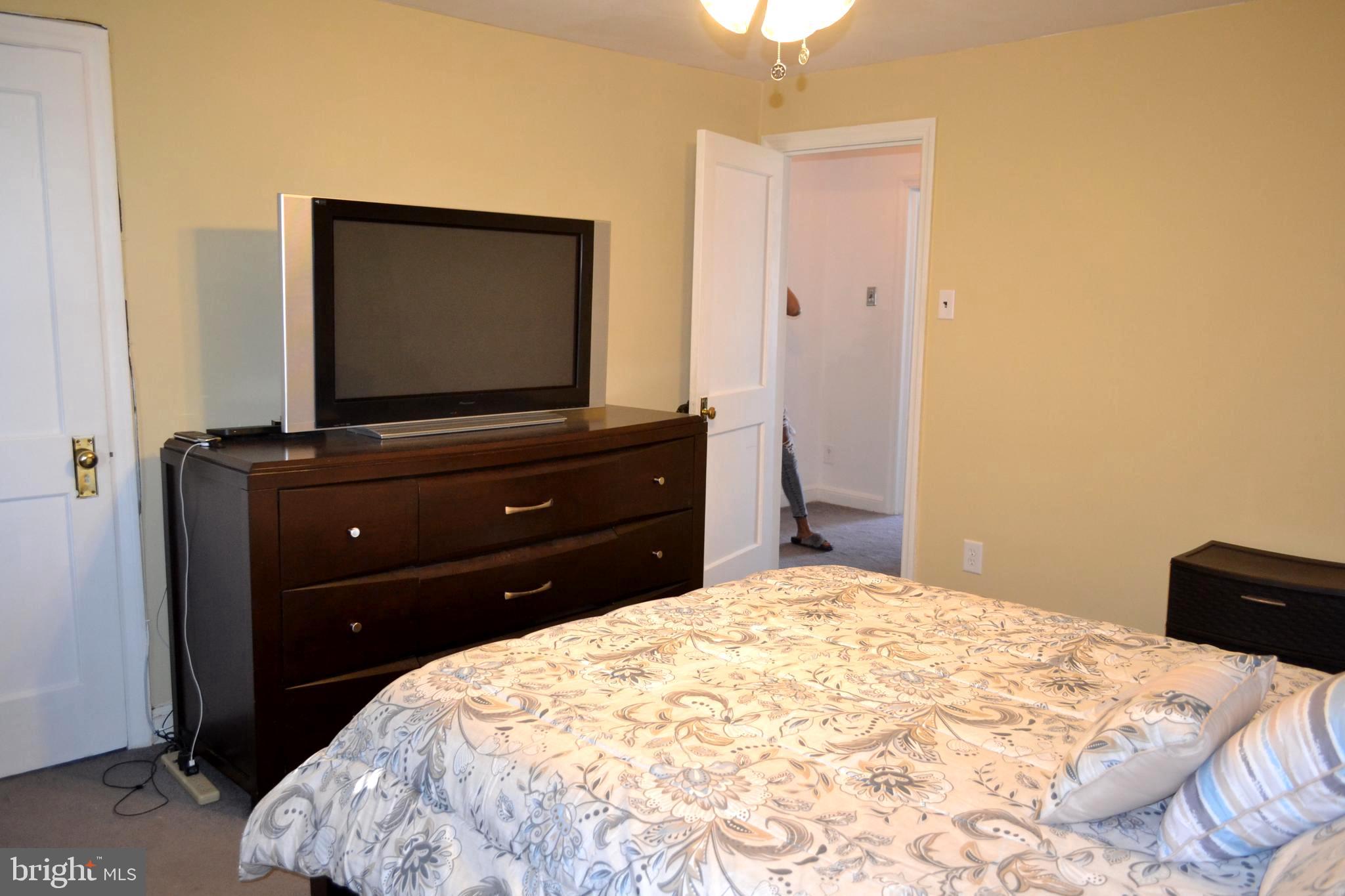 1363 Pennington Road Philadelphia, PA 19151 - Photo 17 of 34 Bedroom 1