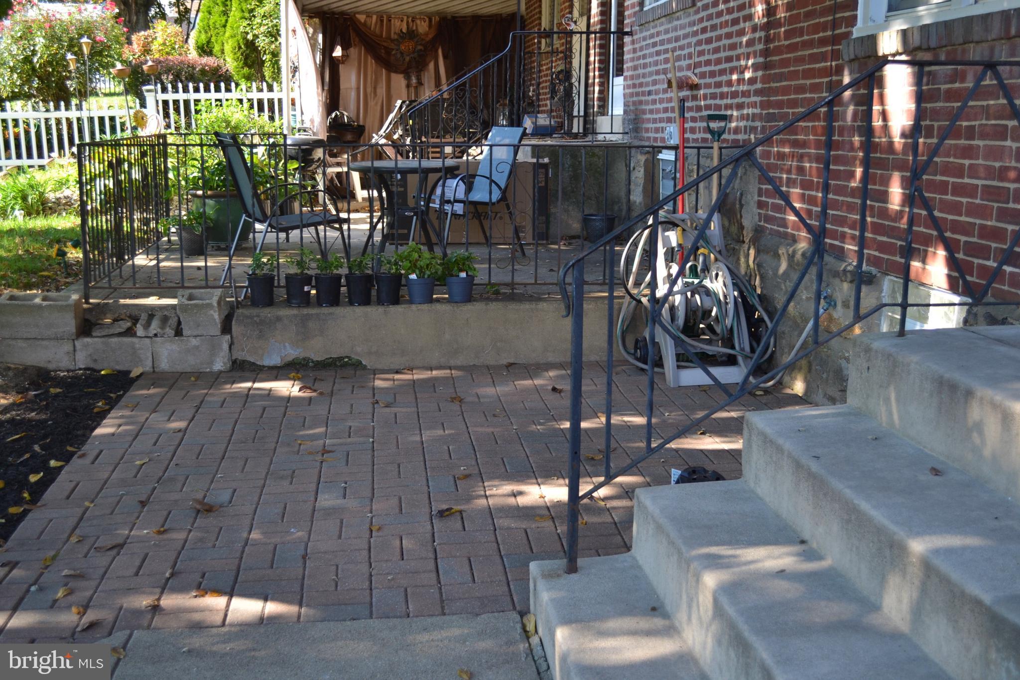 1363 Pennington Road Philadelphia, PA 19151 - Photo 3 of 34 Front Patio