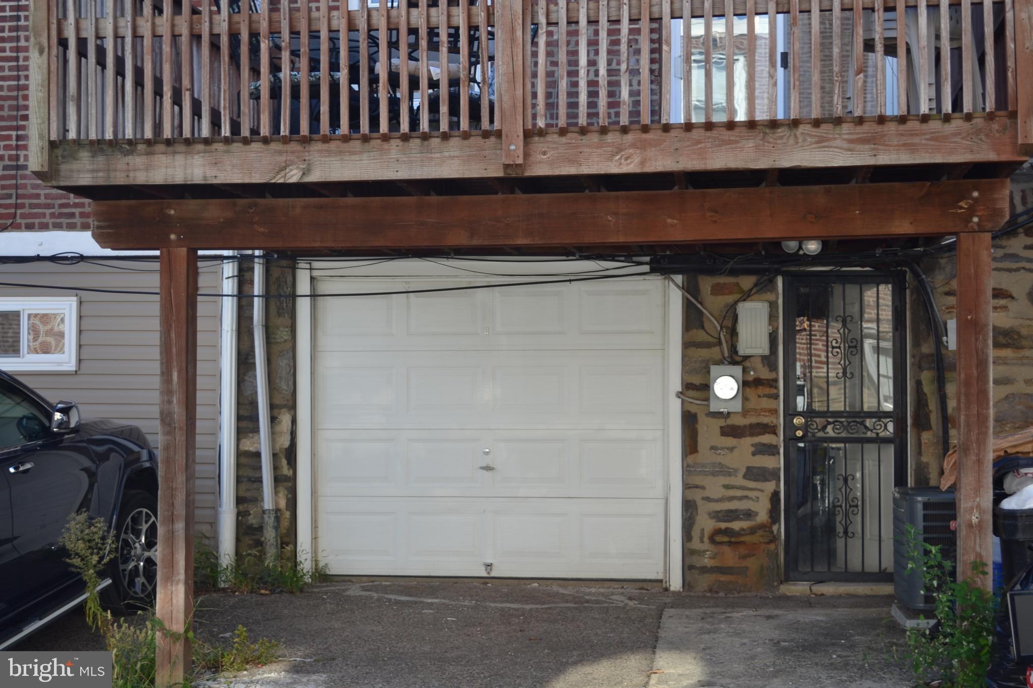 1363 Pennington Road Philadelphia, PA 19151 - Photo 27 of 34 1 car Garage