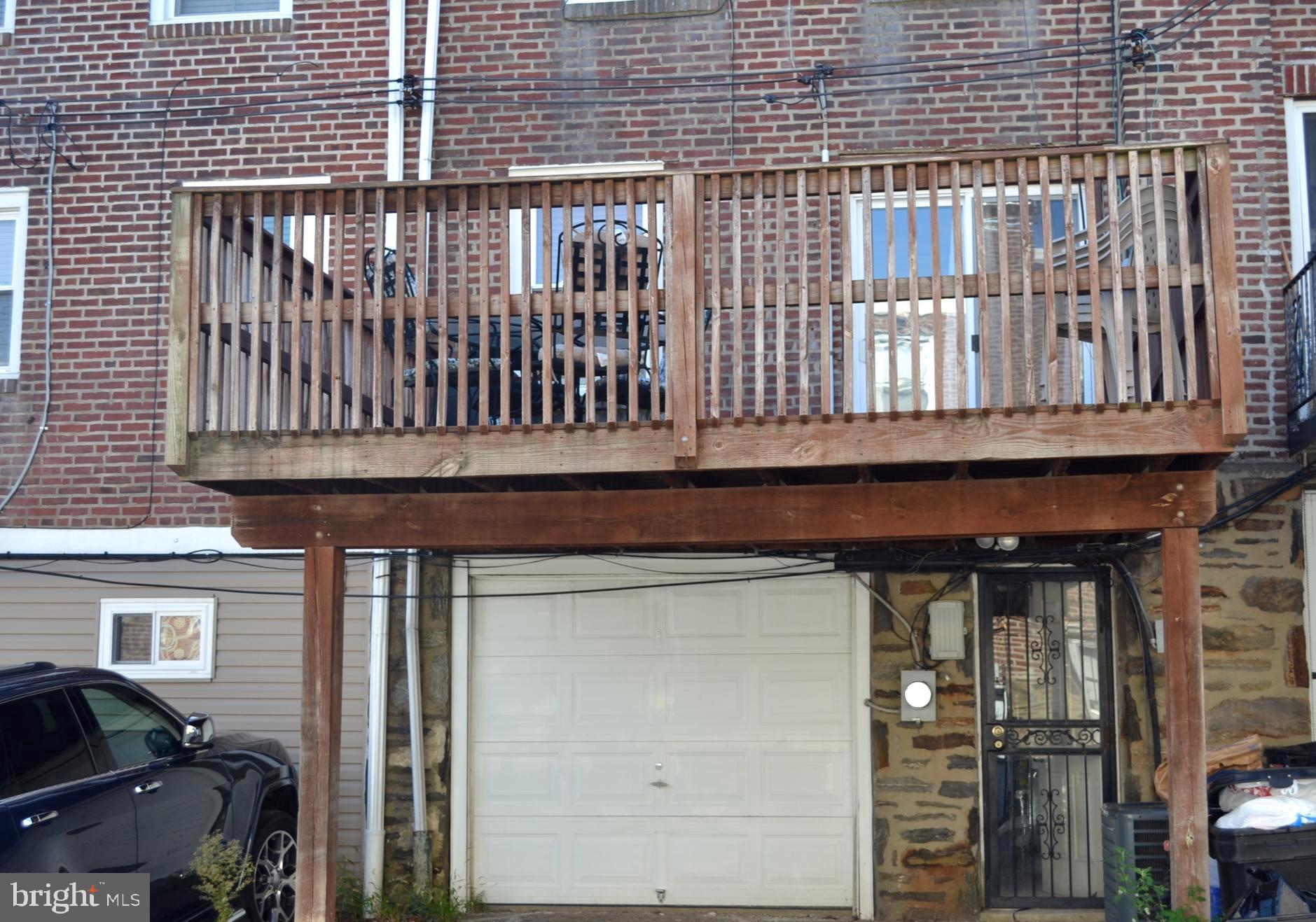1363 Pennington Road Philadelphia, PA 19151 - Photo 28 of 34 Back of House