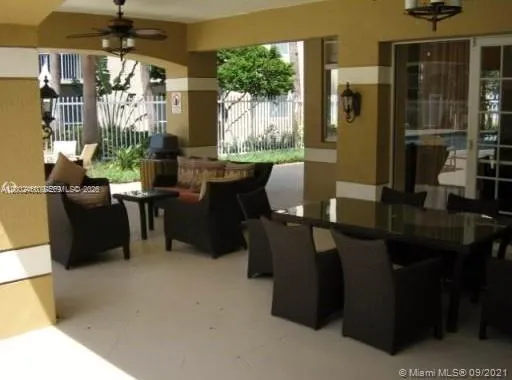 $204,000 | Pinehurst Club Condominiums, Hollywood, FL 33021