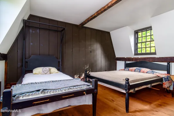 $1,100,000 | 196 South Street, Williamstown, MA 01267