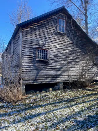 $1,100,000 | 196 South Street, Williamstown, MA 01267