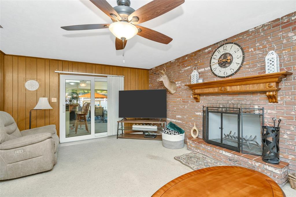 808 Coulter Place Brandon, FL 33511 - Photo 18 of 41