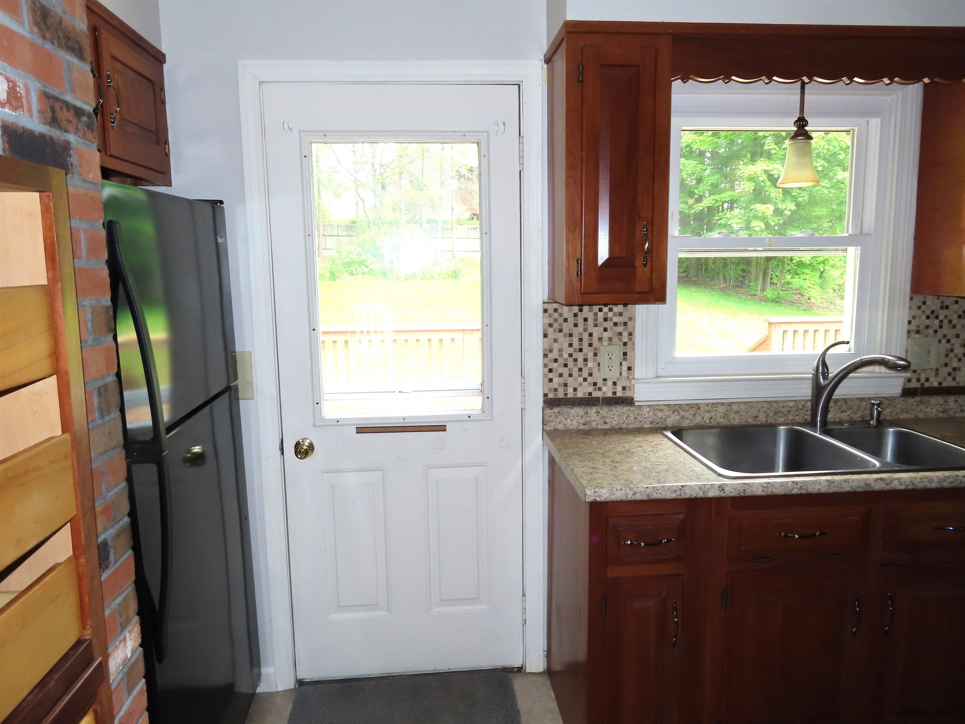 95 Old Walpole Road Keene, NH 03431 - Photo 9 of 39