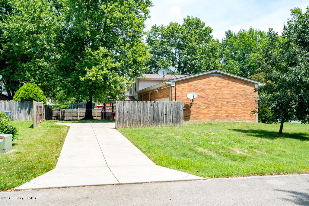 6710 Fernview Road Louisville, KY 40291 - Photo 31 of 32 031-17RL93EK65PY